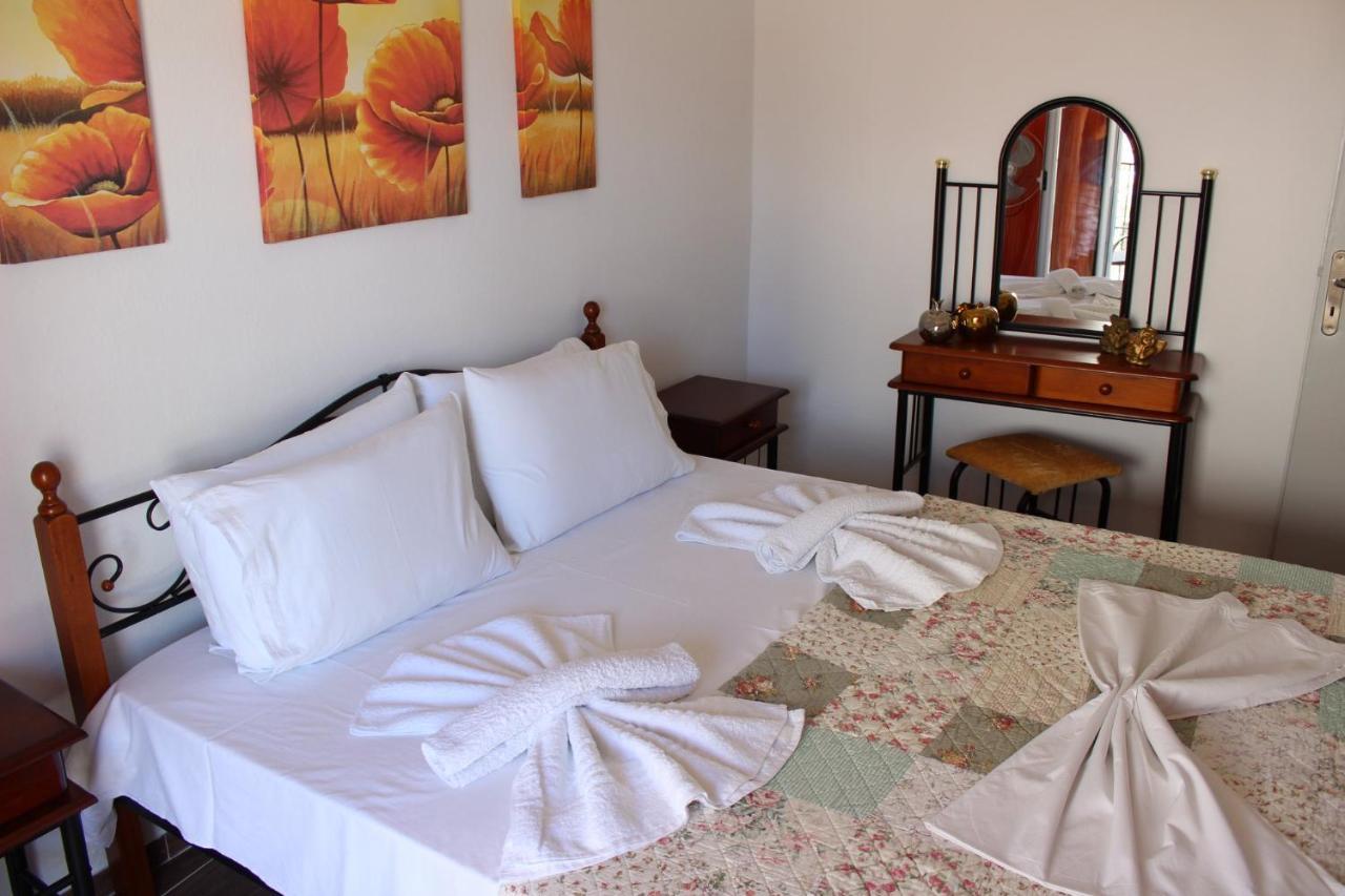 Holiday home Kiratsos House